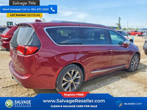 Used 2017 Chrysler Pacifica Limited FWD image 4