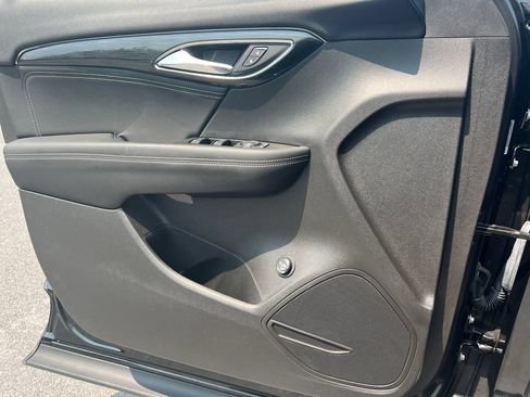Used 2023 Buick Envision Preferred FWD image 18