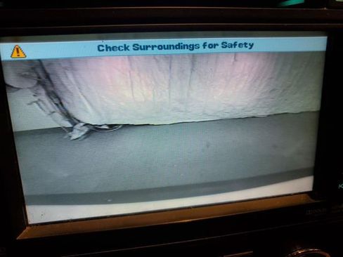 Used 2010 GMC Yukon XL Denali image 21