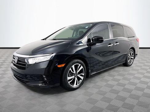 Used 2023 Honda Odyssey Touring image 3