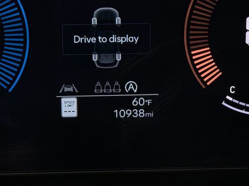 Used 2025 Hyundai Tucson SEL image 16