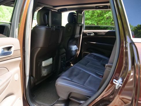 Used 2014 Jeep Grand Cherokee Summit AWD/4WD image 25