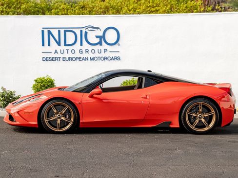 Used 2015 Ferrari 458 Speciale Coupe RWD image 11