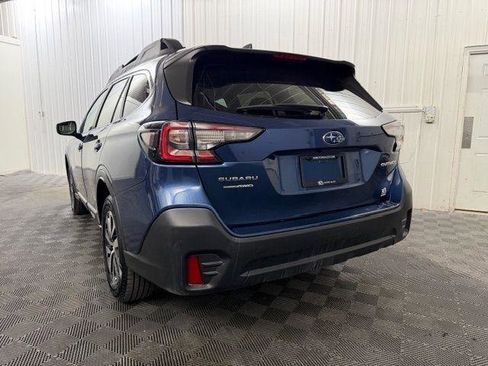 Used 2020 Subaru Outback Premium image 3