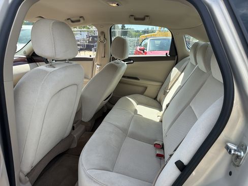Used 2008 Chevrolet Impala LS FWD image 8