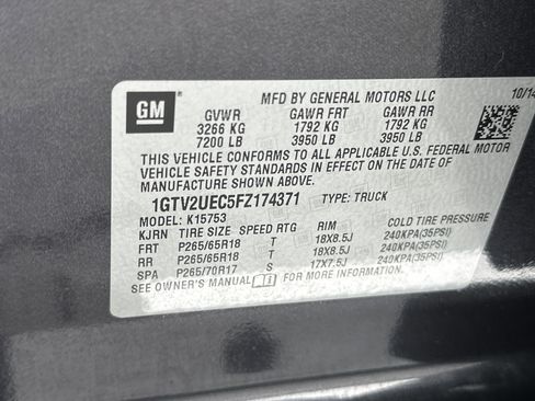 Used 2015 GMC Sierra 1500 SLE w/ SLE Value Package AWD/4WD image 28