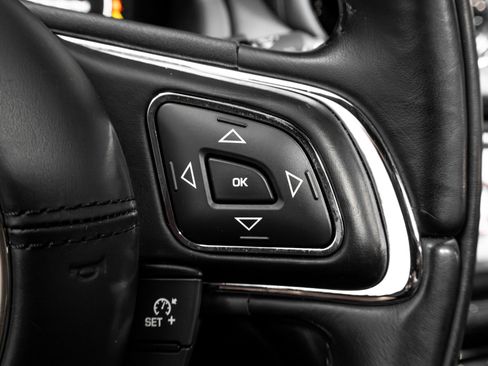 Used 2016 Jaguar XJ R image 55