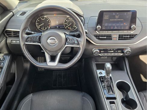 Used 2019 Nissan Altima 2.5 SV FWD image 24