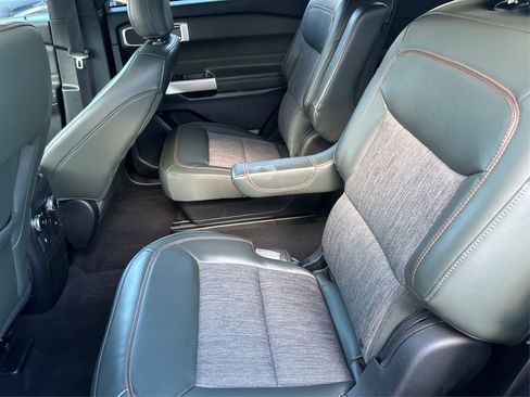 Used 2022 Ford Explorer Timberline image 12