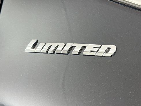 Used 2024 Toyota Tundra Limited image 15