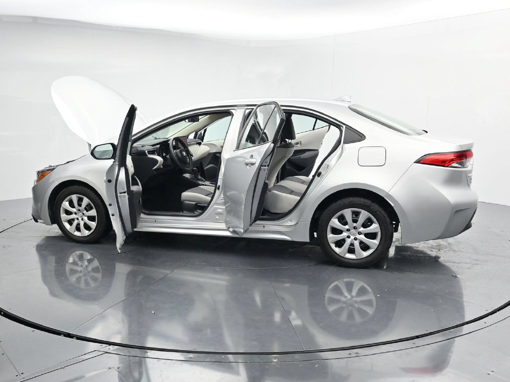 Used 2023 Toyota Corolla LE FWD image 42