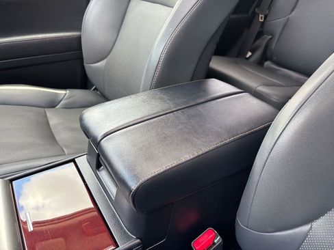Used 2019 Lexus GX 460 Premium AWD/4WD image 34