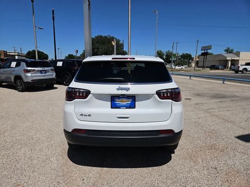 Used 2025 Jeep Compass Sport AWD/4WD image 7