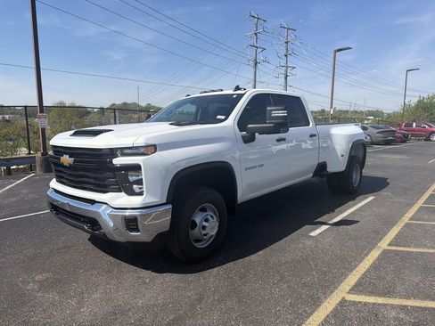 Used 2024 Chevrolet Silverado 3500 W/T w/ WT Convenience Package AWD/4WD image 7