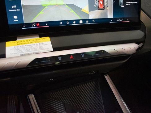 New 2026 BMW X3 xDrive30 w/ Premium Package image 18