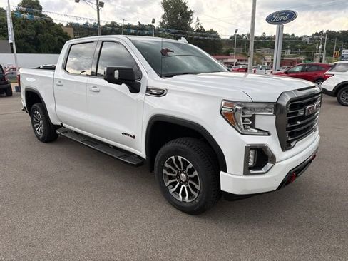 Used 2020 GMC Sierra 1500 AT4 w/ AT4 Premium Package AWD/4WD image 9