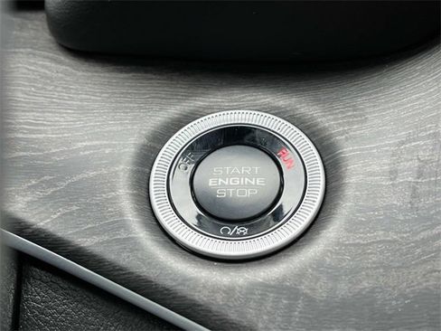 New 2025 Jeep Grand Cherokee Limited image 30