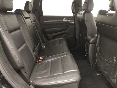 Used 2020 Jeep Grand Cherokee Limited w/ Trailer Tow Group IV image 19