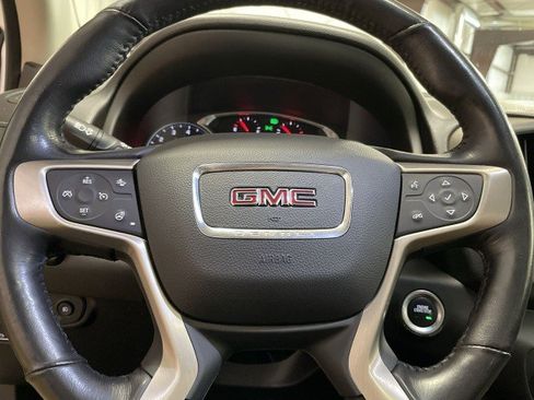 Used 2019 GMC Terrain Denali w/ Driver Alert Package II AWD/4WD image 17