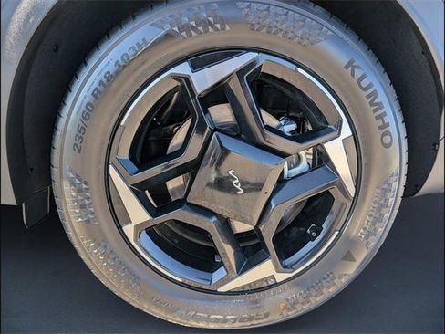 New 2026 Kia Sportage EX image 16