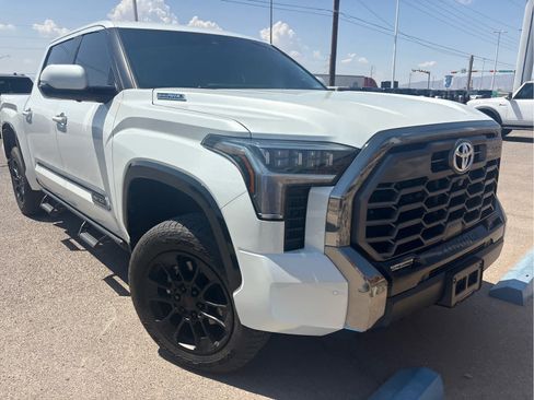 Used 2026 Toyota Tundra Platinum w/ TRD Off-Road Package AWD/4WD image 8