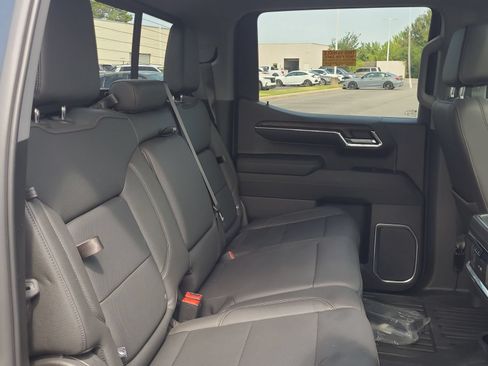 Used 2024 GMC Sierra 1500 SLT w/ SLT Premium Plus Package AWD/4WD image 14
