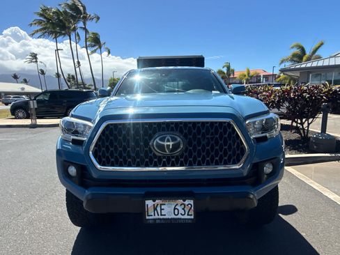 Used 2019 Toyota Tacoma TRD Off-Road AWD/4WD image 17