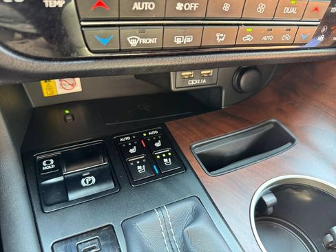 Used 2022 Lexus RX 350 AWD w/ Premium Package image 24