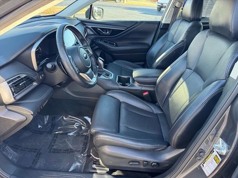 Used 2023 Subaru Outback Limited image 6