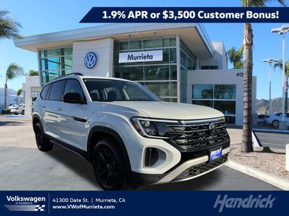 New 2025 Volkswagen Atlas Peak Edition SE