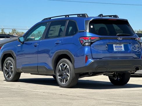 New 2026 Subaru Forester Premium AWD/4WD image 5