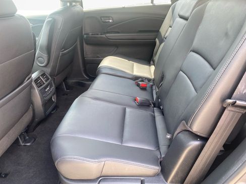 Certified 2022 Honda Pilot Special Edition image 16