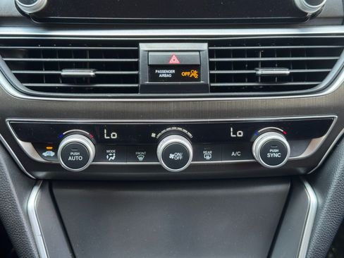 Used 2022 Honda Accord LX image 25