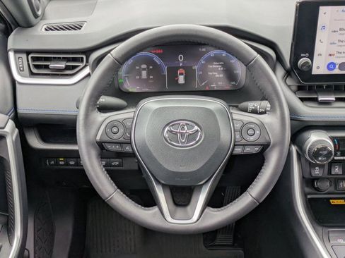 Used 2025 Toyota RAV4 XSE w/ Advanced Technology Package image 14