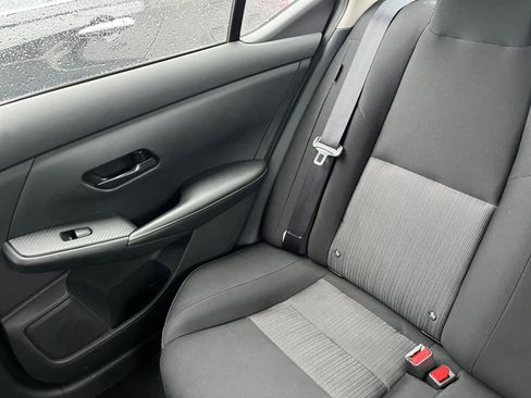 Used 2025 Nissan Sentra SV image 37