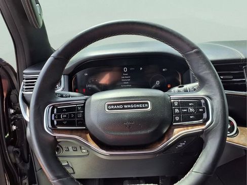 Used 2024 Jeep Grand Wagoneer L 4WD image 28