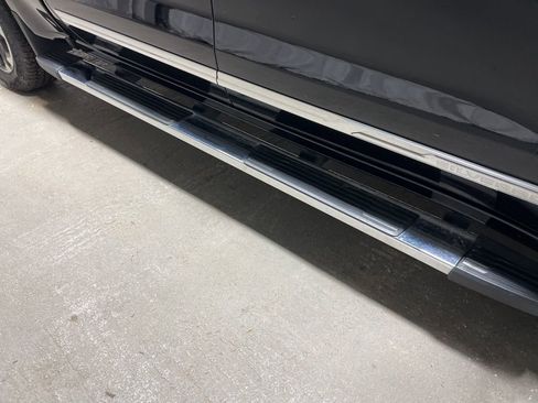 Used 2023 Chevrolet Silverado 1500 High Country w/ Max Trailering Package image 10