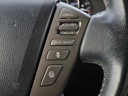 Used 2018 Nissan Armada SL w/ Premium Package image 13