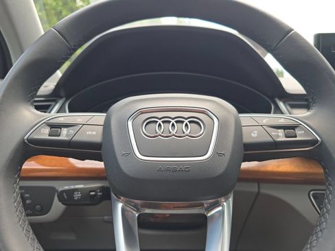 Certified 2023 Audi Q5 2.0T Premium w/ Convenience Package AWD/4WD image 29