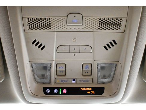 Used 2022 Cadillac XT6 Premium Luxury w/ Technology Package image 57