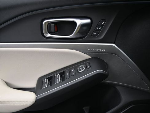 Certified 2025 Acura Integra A-Spec image 7