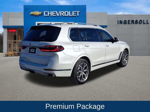 Used 2024 BMW X7 xDrive40i image 8
