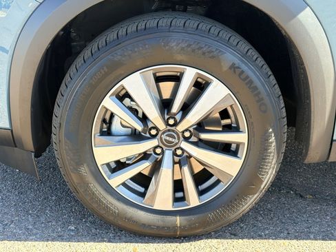 New 2026 Nissan Pathfinder SL image 10