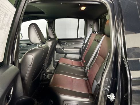 Used 2025 Honda Ridgeline Black Edition image 21