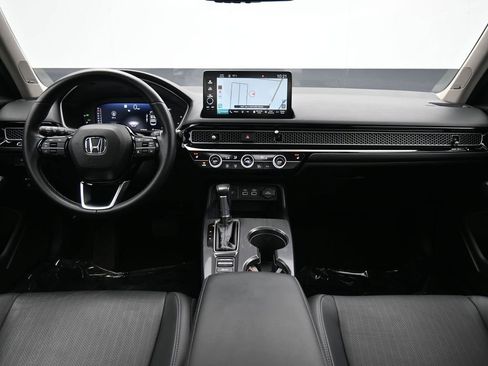 Used 2023 Honda Civic Touring image 29