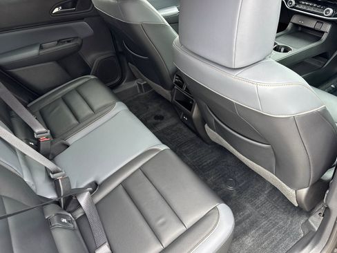 Used 2024 Honda Prologue Touring image 34