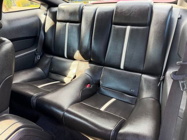Used 2010 Ford Mustang GT Premium RWD image 13