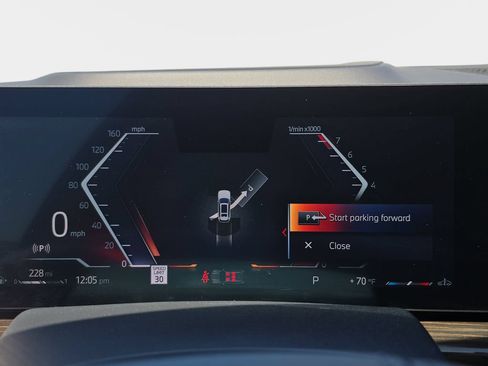 Used 2024 BMW X7 xDrive40i w/ Premium Package AWD/4WD image 24
