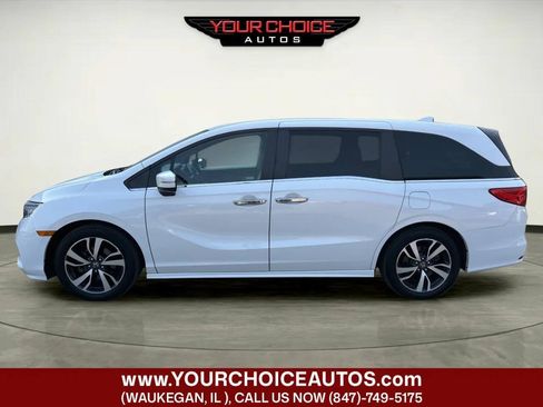 Used 2021 Honda Odyssey Touring image 2