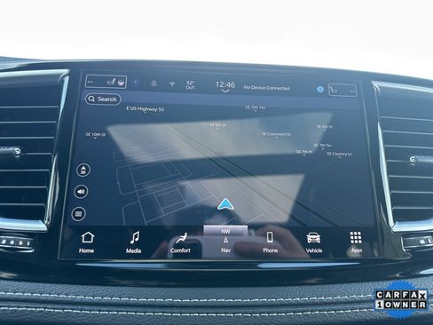 Used 2025 Chrysler Pacifica Limited image 70